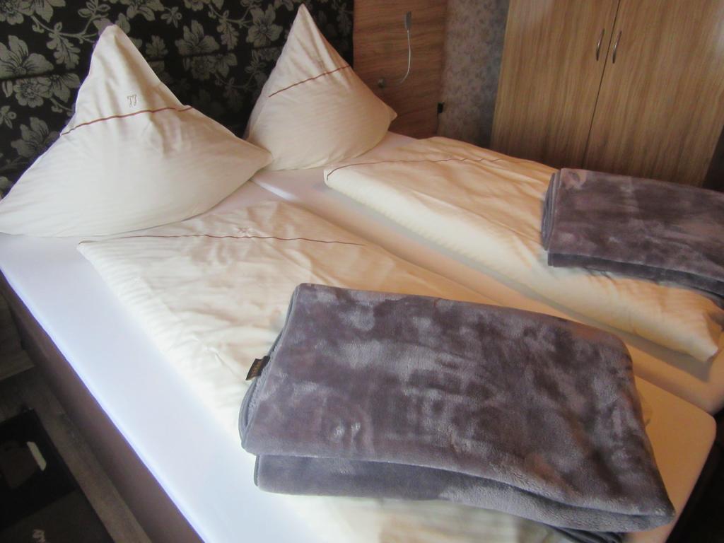 Hotel Restaurant Jonkhans Rees Chambre photo