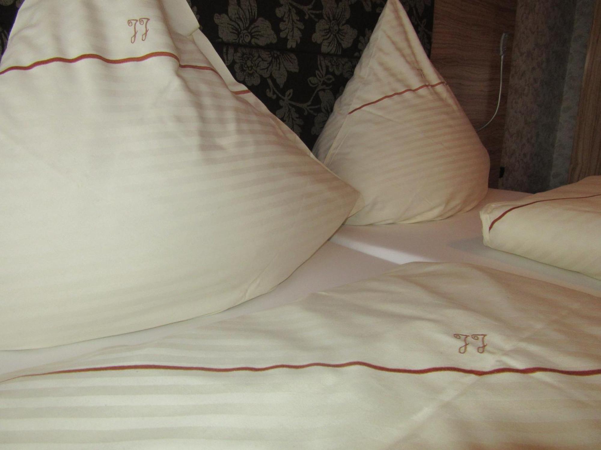 Hotel Restaurant Jonkhans Rees Chambre photo